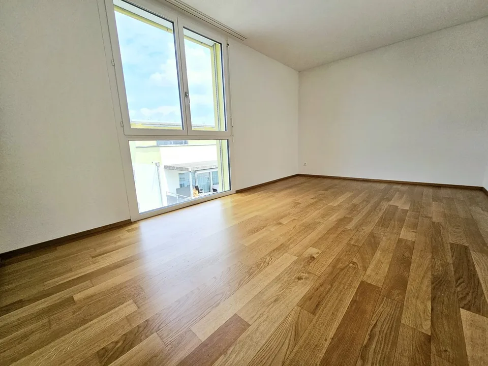 Ihr neues Zuhause! Schöne Attikawohnung mit grosser Dachterrasse