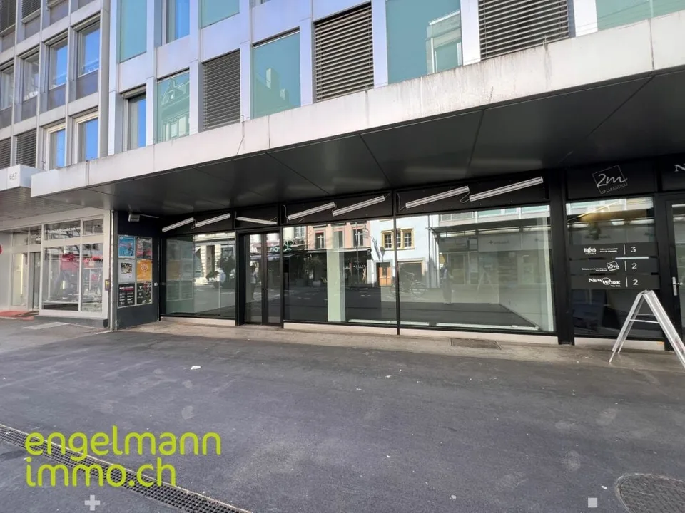 Ladenfläche im Stadtzentrum / Espace commercial au centre-ville – foto 7 di 9