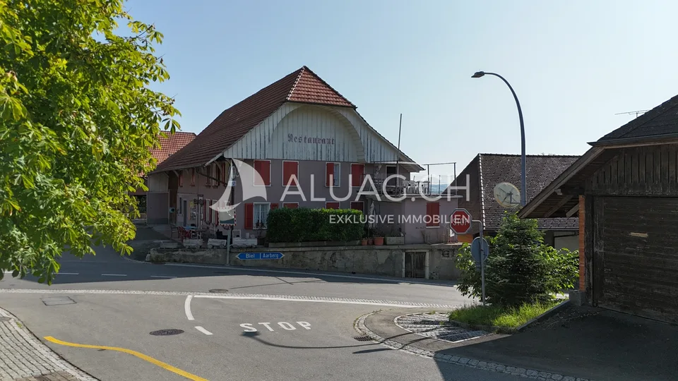 LIEGENSCHAFT MIT AUSSICHT UND POTENTIAL