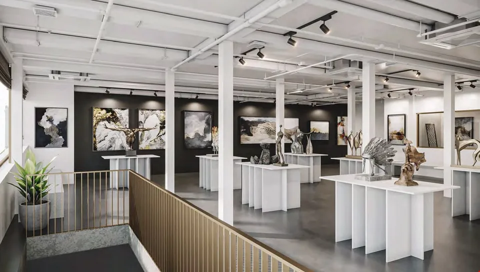 Große Arkade im Stadtzentrum in einem neuen Gebäude