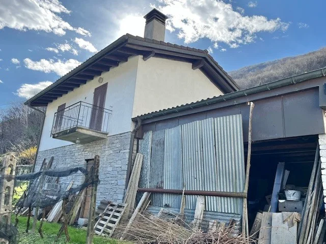 For Sale in Contone (Gambarogno) - Large Building Plot – photo 7 of 9