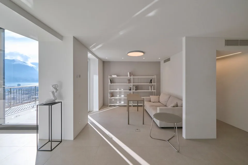 Attico in villa Storica ristrutturata con piscina esterna ed interna