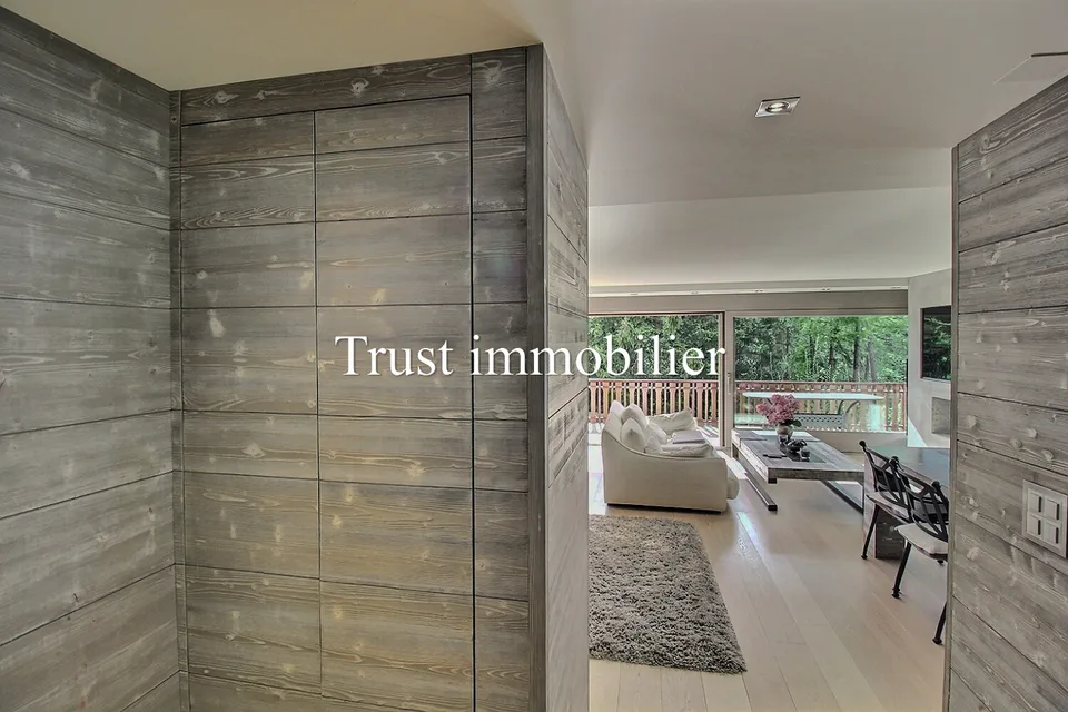 3000. Superbe appartement moderne rénové – photo 12 of 13