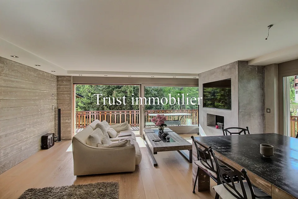 3000. Superbe appartement moderne rénové