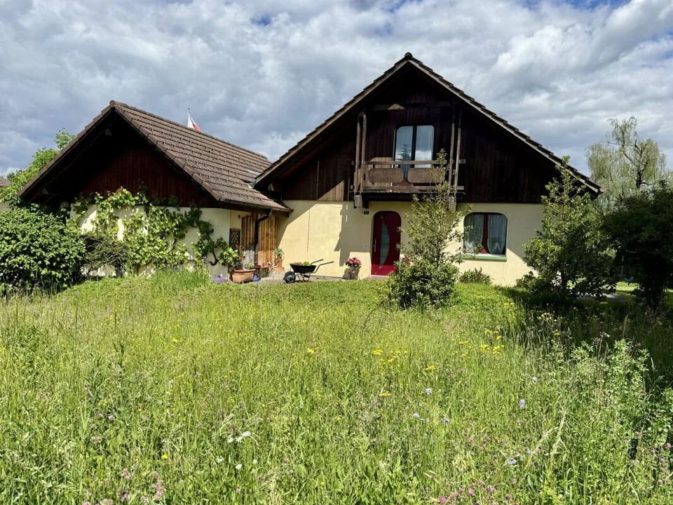 Casa unifamiliare di 5 locali indipendente