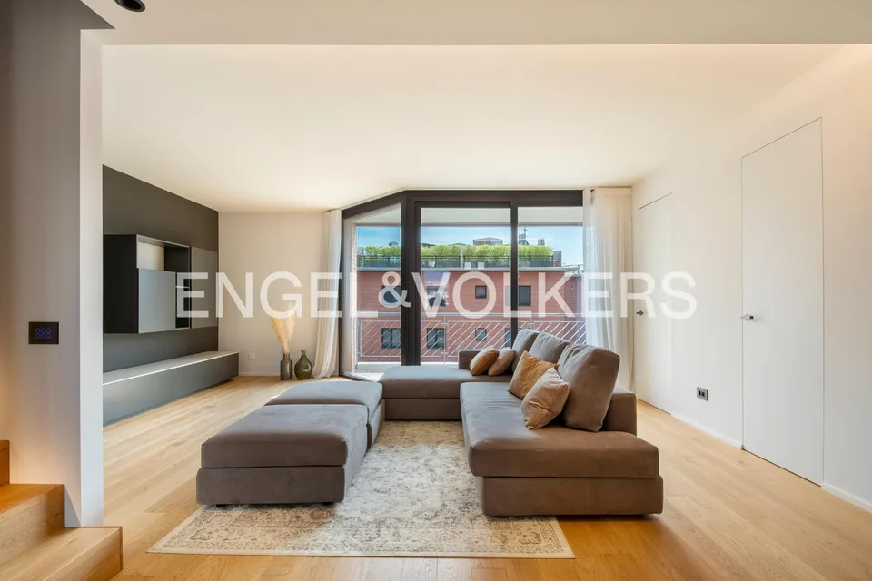 Duplex-Wohnung mit Charme und Dachterrasse
