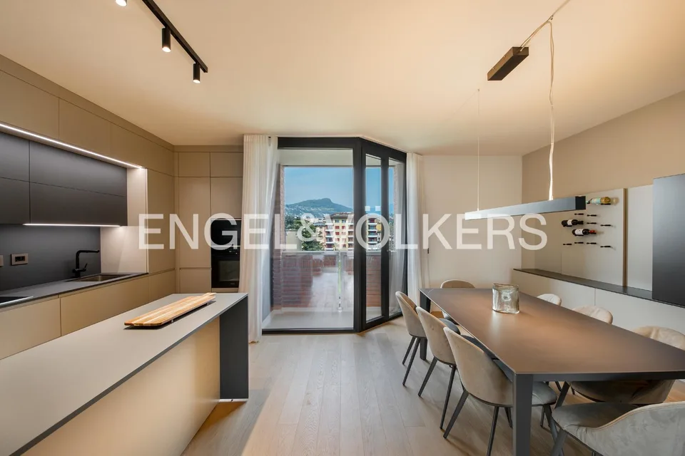 Duplex-Wohnung mit Charme und Dachterrasse
