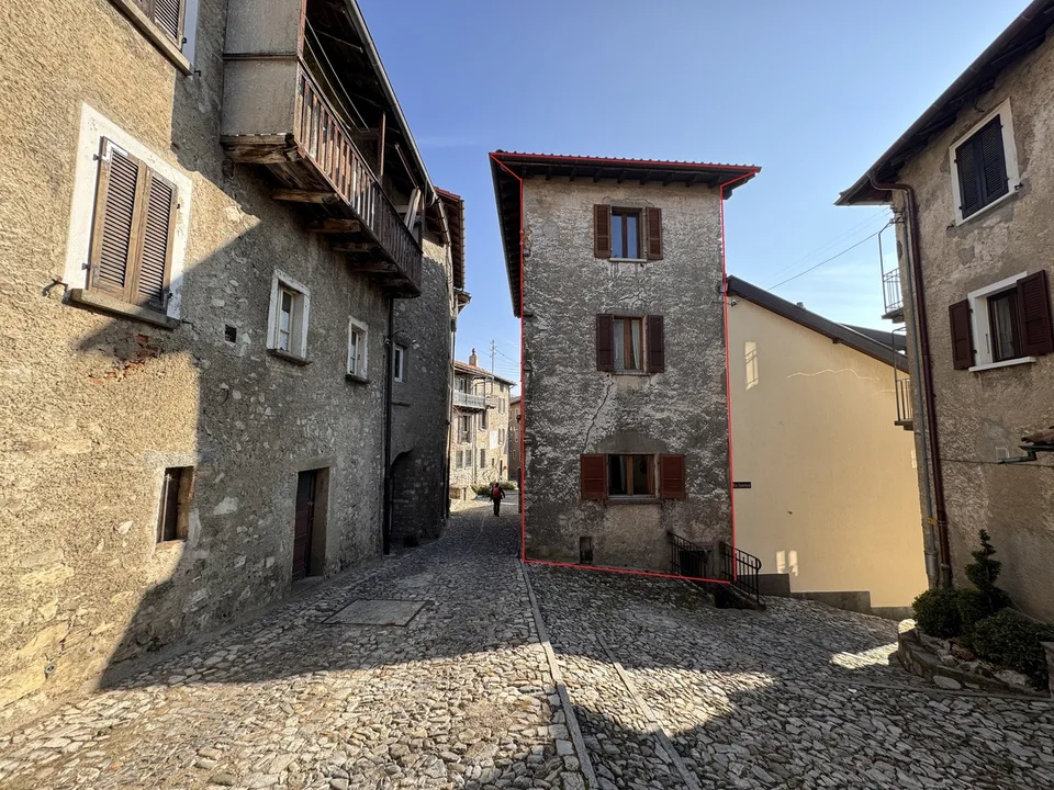 CASA RUSTICA NEL NUCLEO