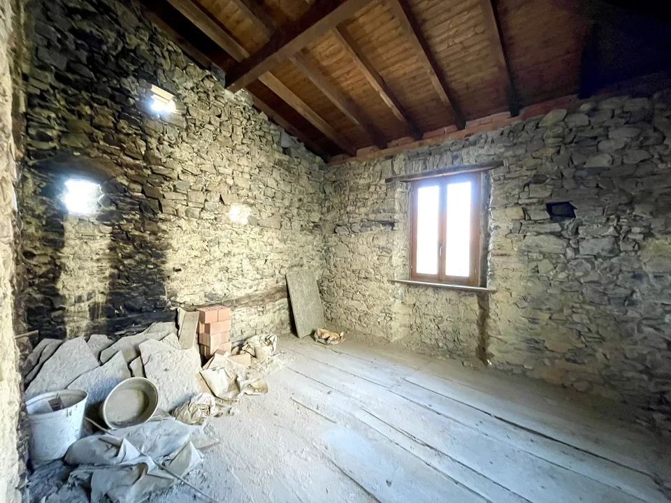 NUOVO PREZZO - CASA RUSTICA NEL NUCLEO - RESIDENZA SECONDARIA – foto 11 di 12