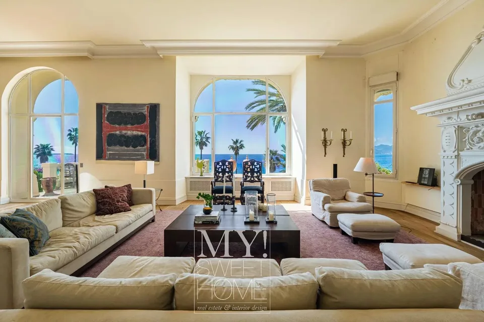 Cannes Midi | Historische Waterfront-Villa mit Belle-Époque-Charakter