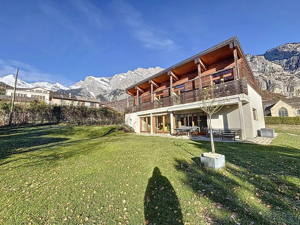 Prächtige Architektenvilla in ruhiger Lage – Foto 10 von 13