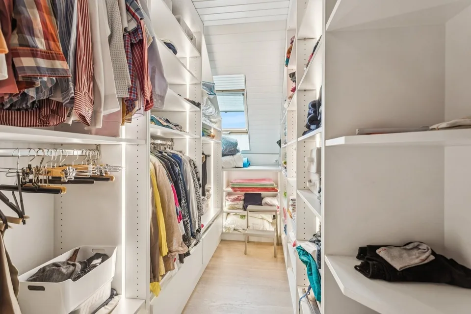 Verfallen Sie dem Charme dieses einzigartigen Hauses in Ursy – Foto 11 von 13