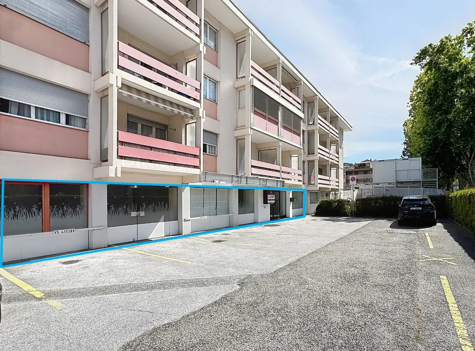 Sion, centro città: ufficio o locale commerciale di 230 m² con grande potenziale di ristrutturazione – foto 7 di 9