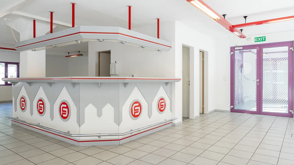 Unterteilbare Bürofläche und Werkstatt an idealer Lage in Visp