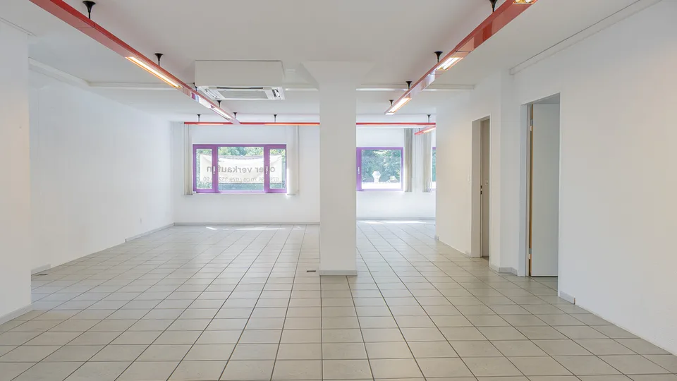 Spazio ufficio divisibile e laboratorio in una posizione ideale a Visp – foto 9 di 13