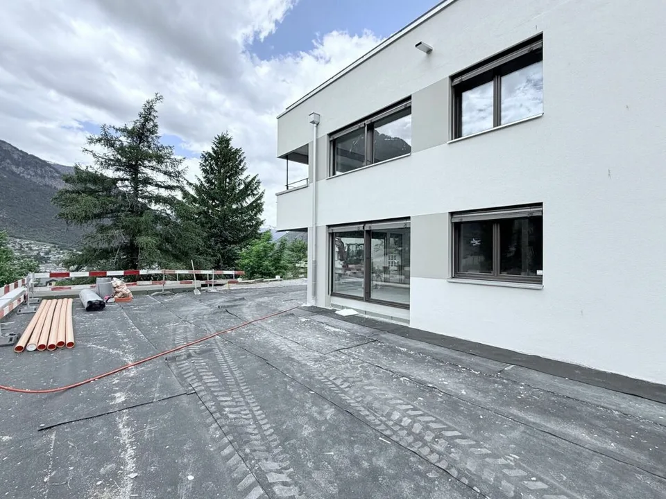 Einzigartige Erdgeschoss Wohnung mit alpinen Weitblick in Brig und grosser Sonnenterasse