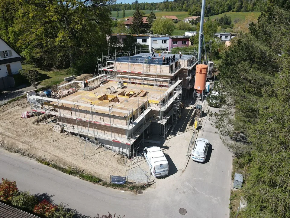 Besuche sind möglich! Mehr als 3 Villen verfügbar