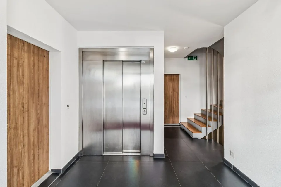 Rare attique-duplex moderne à Lausanne