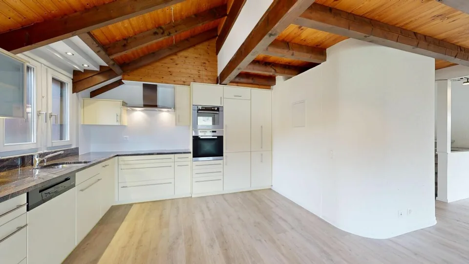 Holiday home feeling on Lake Murten - Maisonette with gallery & rental potential