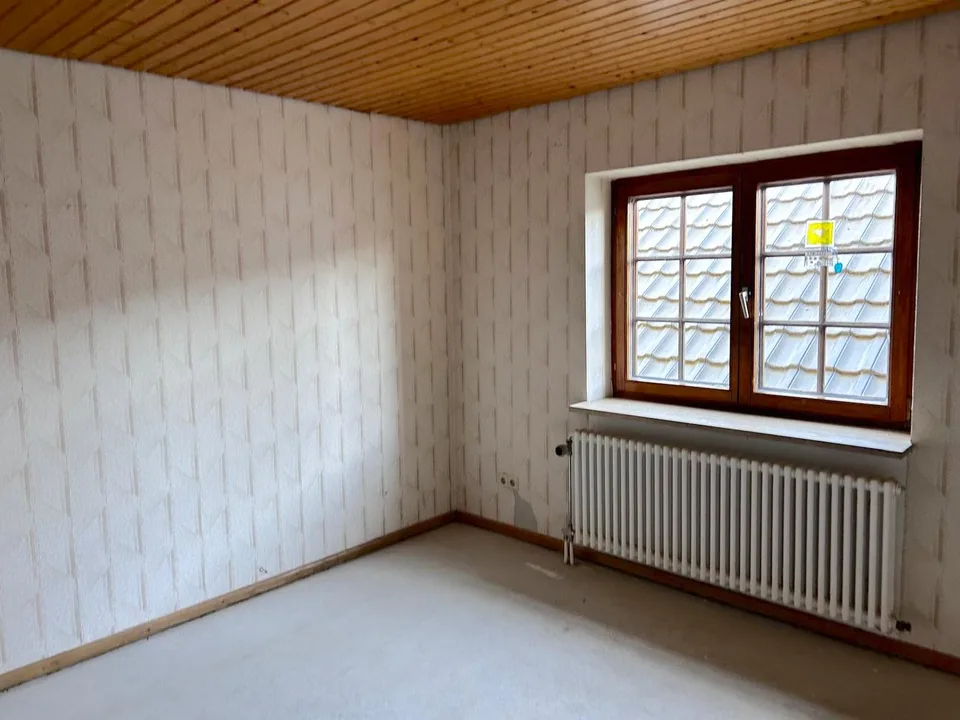 Charmantes 4,5-Zimmer-EFH in sonniger Lage von Holzen mit Garten, Garage und Renovationspotential – Foto 11 von 14