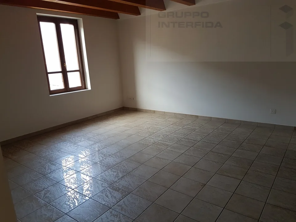 4 WOHNUNGEN 3.5 ZIMMER