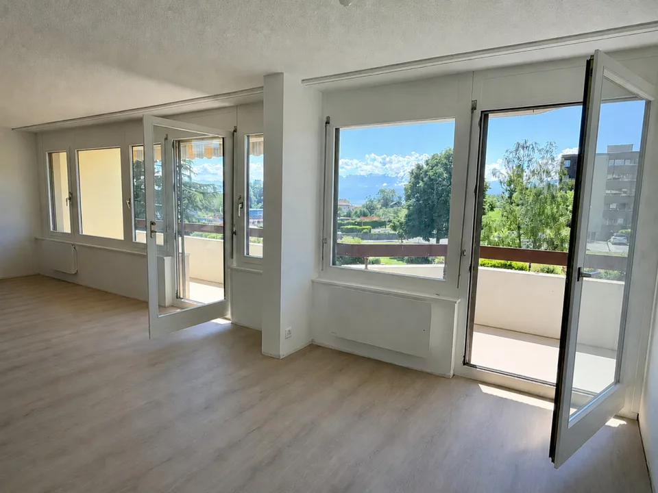 Schöne Wohnung in Tolochenaz in einer gut gepflegten Wohnanlage