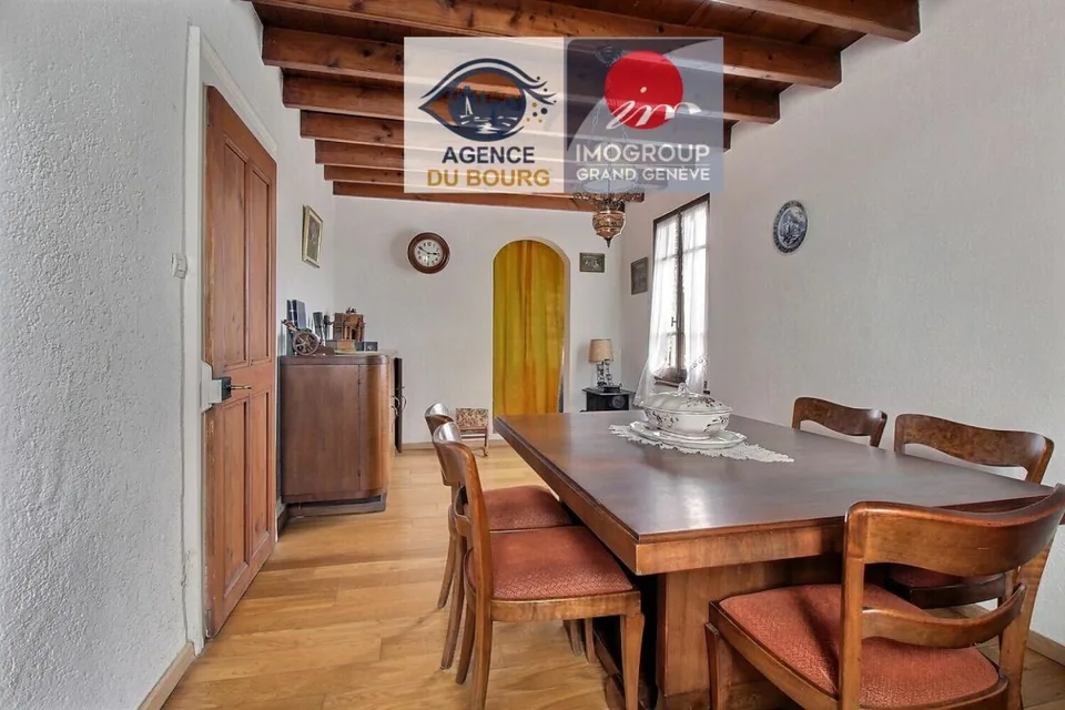 Echtes Bauernhaus mit Panoramablick und großem Potenzial - Thusy
