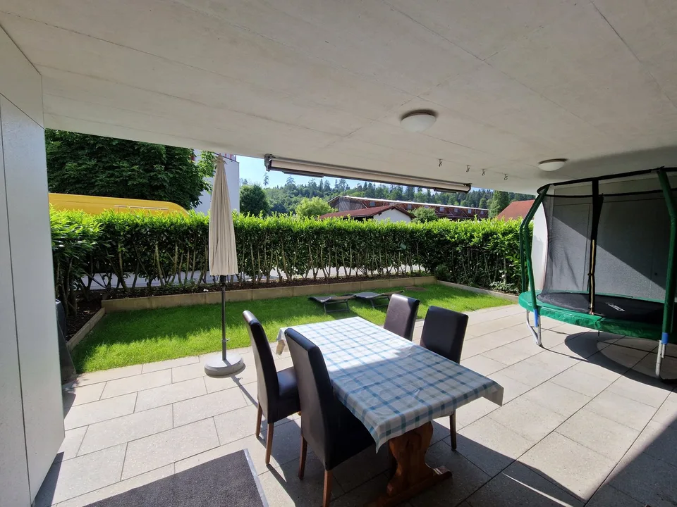 Ampio appartamento da giardino di 4,5 locali