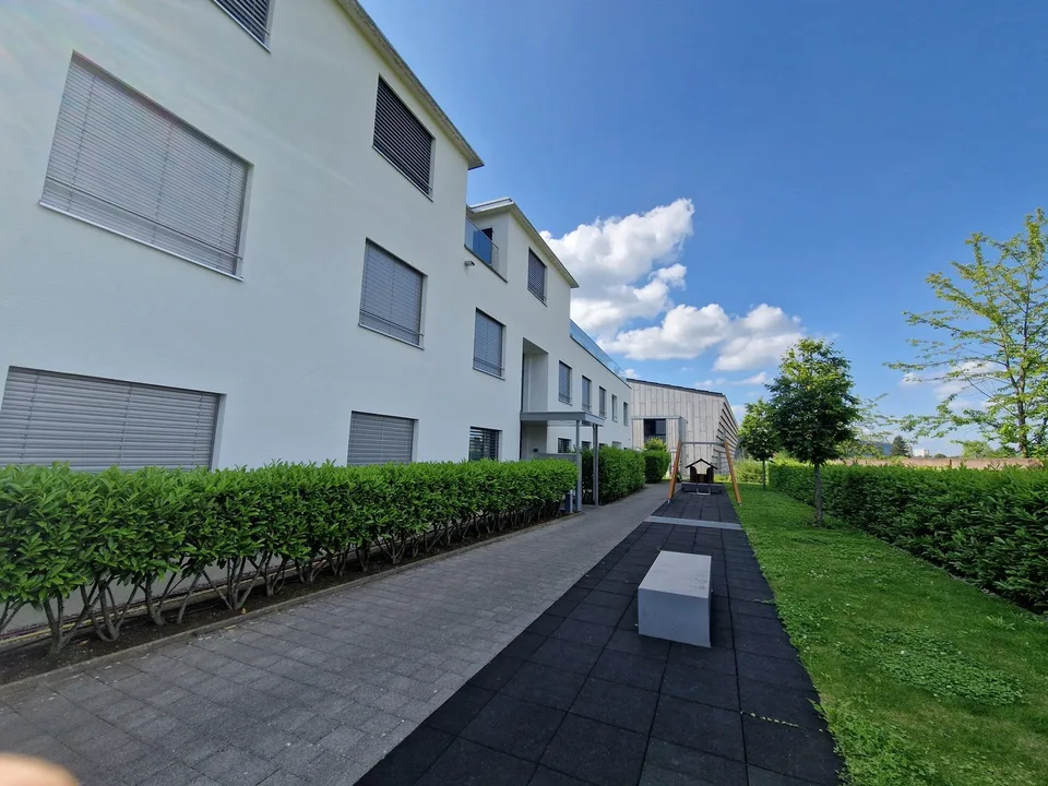 Ampio appartamento da giardino di 4,5 locali
