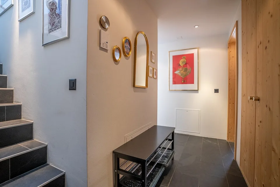 Luxuriöse Maisonettewohnung mit Ski-in/Ski-out, Garten und Abendsonne auf der Golmenegg – Foto 28 von 29