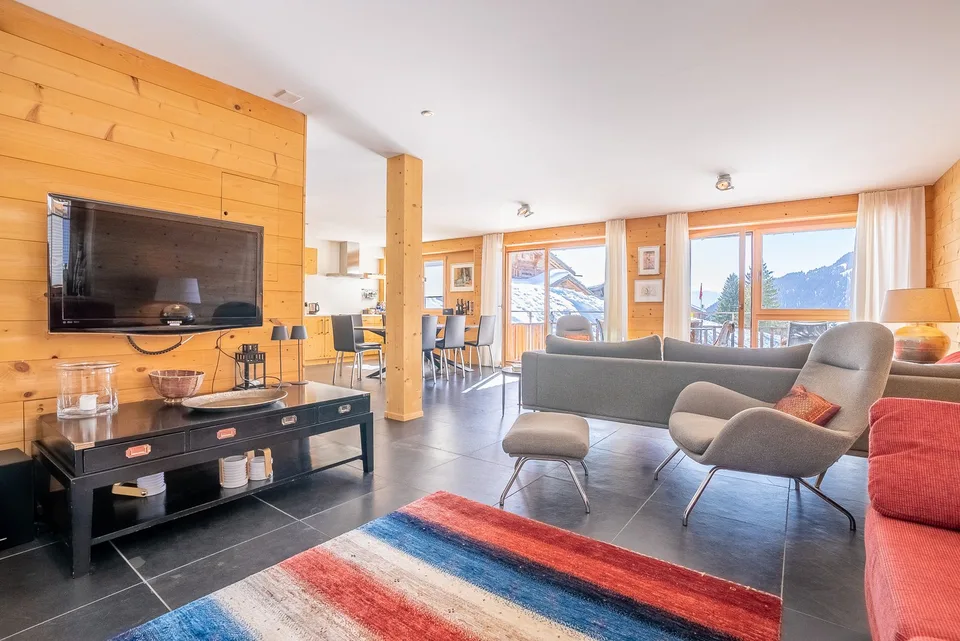 Luxuriöse Maisonettewohnung mit Ski-in/Ski-out, Garten und Abendsonne auf der Golmenegg – Foto 9 von 29