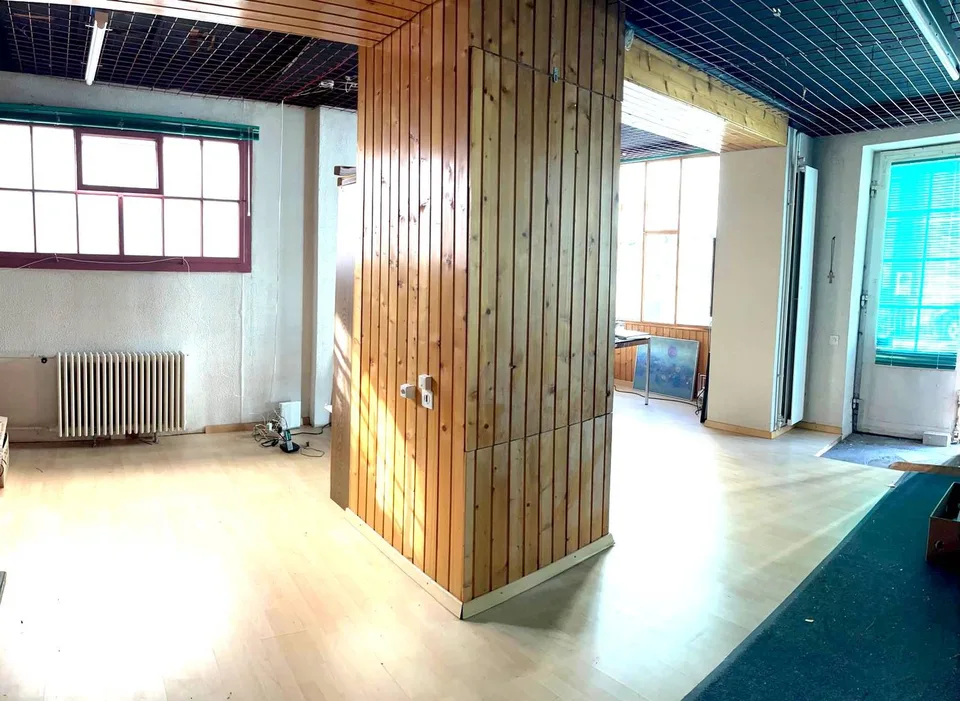 Bella casa da ristrutturare / trasformare con potenziale costruttivo aggiuntivo