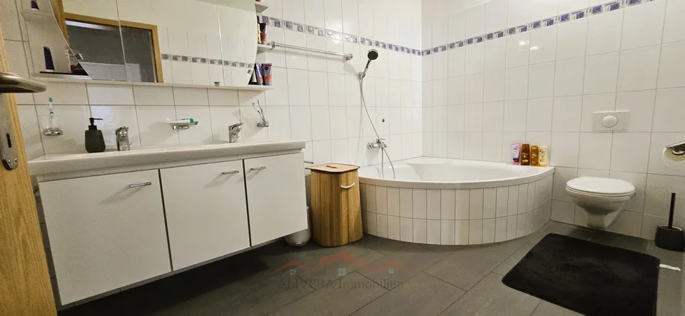 Spacious 4.5 room apartment – photo 11 of 13