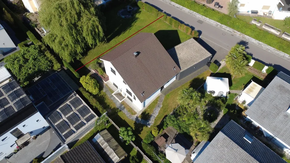 Maison unifamiliale modernisée avec cuisine de rêve & jardin – Wallbach