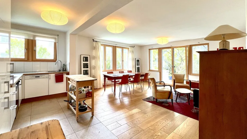 Haus mit Vermietungspotenzial zu verkaufen