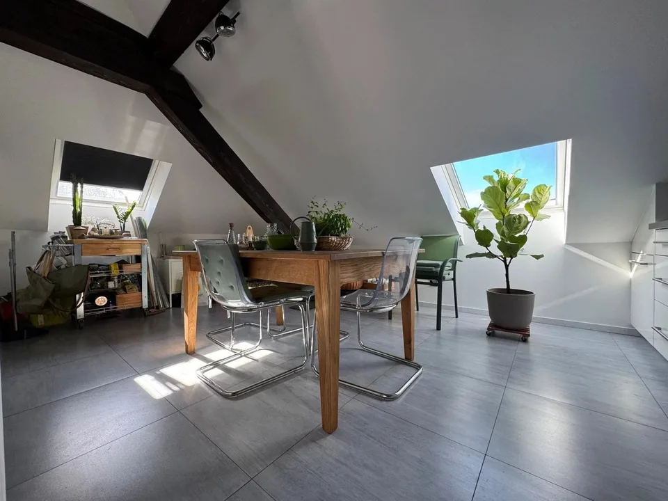 In vendita: appartamento 3,5 locali 127 m² a Bulle, luminoso e atipico