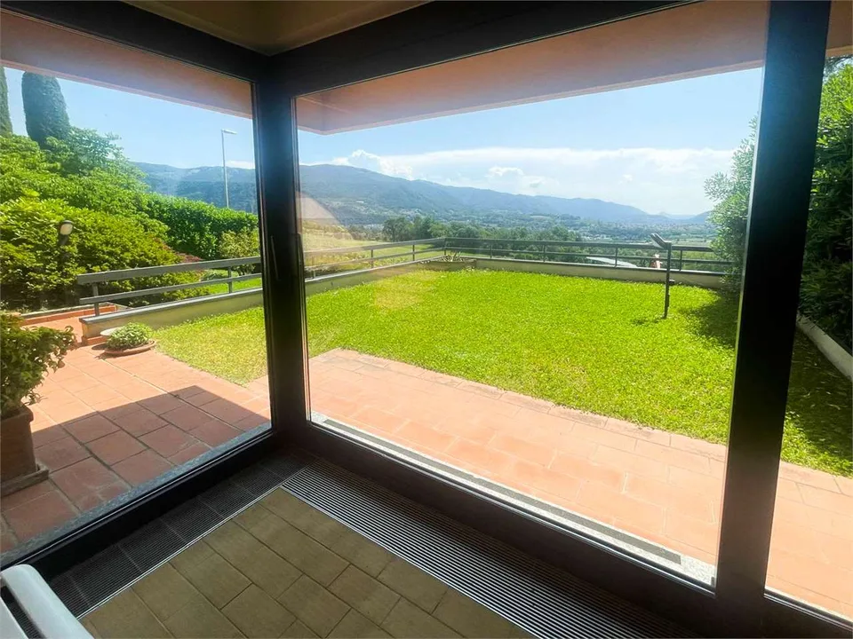 Villa esclusiva a Besazio con dépendance, piscina e vista panoramica