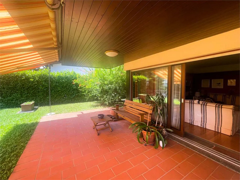 Exklusives Landhaus in Besazio mit Nebengebäude, Pool und Panoramablick – Foto 7 von 13
