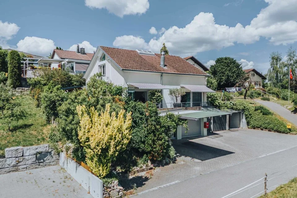 Bijou mit Top Ausbaustandart: 5.5 Zimmer Einfamilienhaus