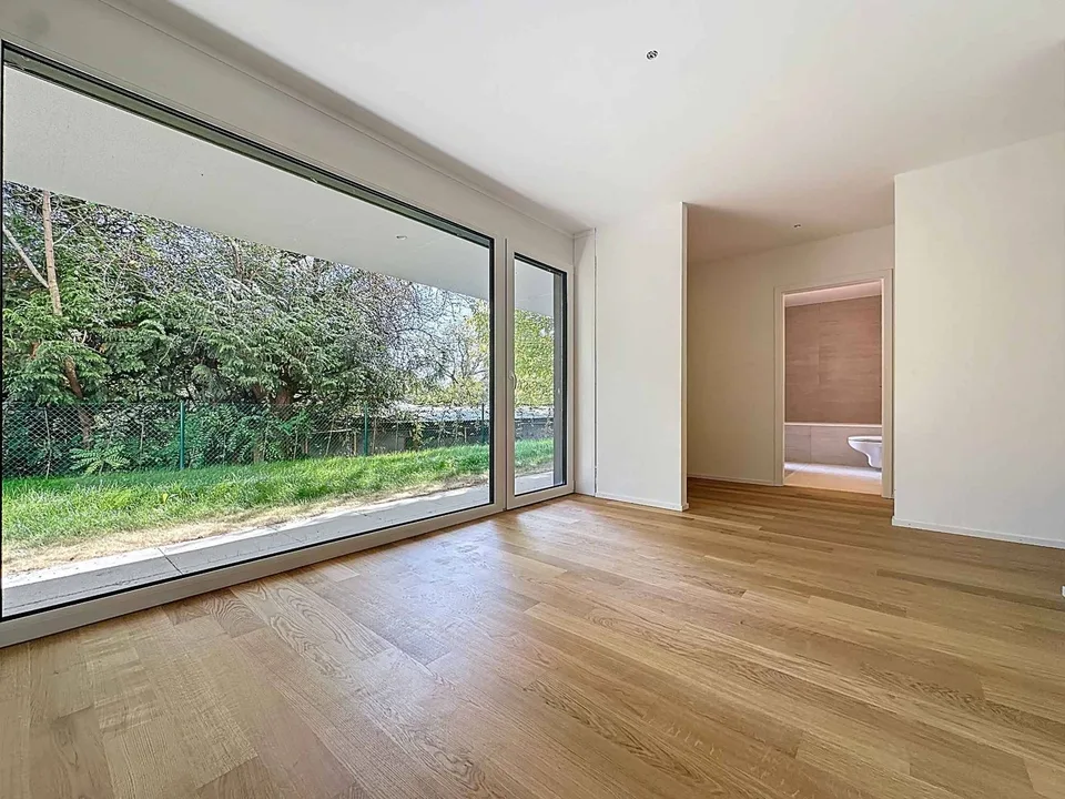 Eccezionale appartamento di 5.5 locali con terrazza e giardino privato