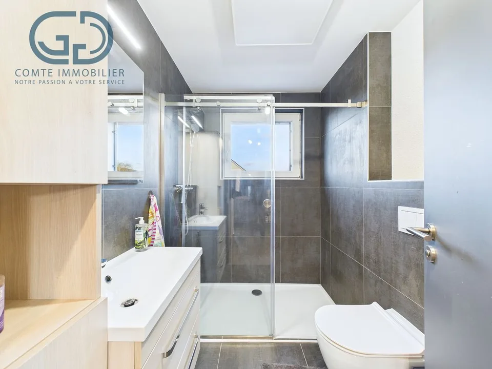 Wohnung mit 7 Zimmern renoviert – Foto 9 von 11