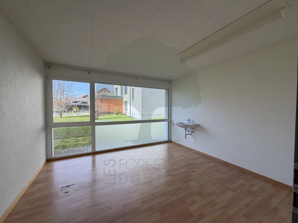 Spazio di 176 m² al pianterreno - Courfaivre Potenziale appartamento – foto 9 di 13