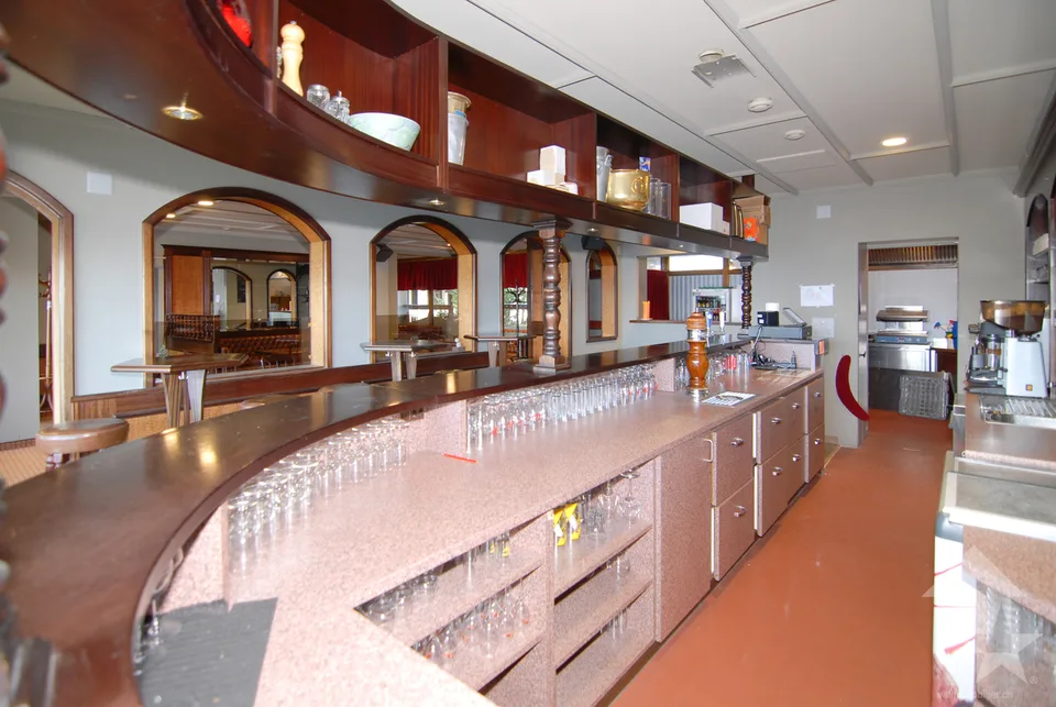 Pub "Le Péché Mignon" in Thyon 2000 (Possible redevelopment)
