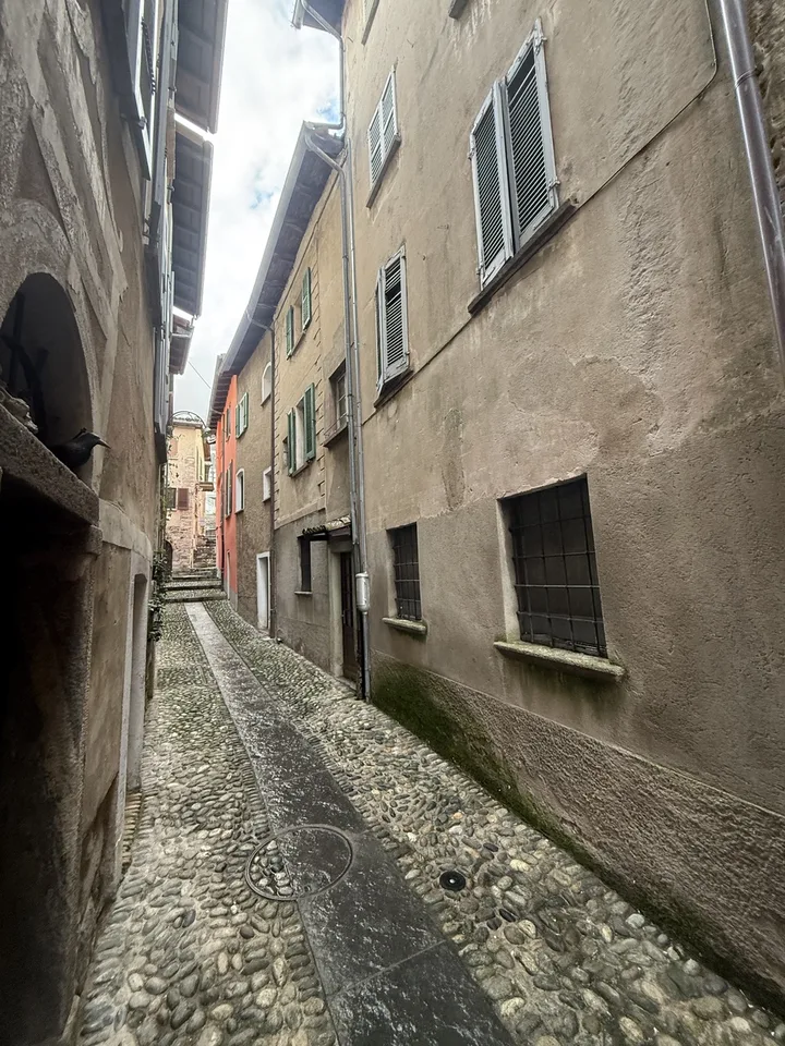 6 Zimmer Einfamilienhaus in Bissone – Foto 10 von 10