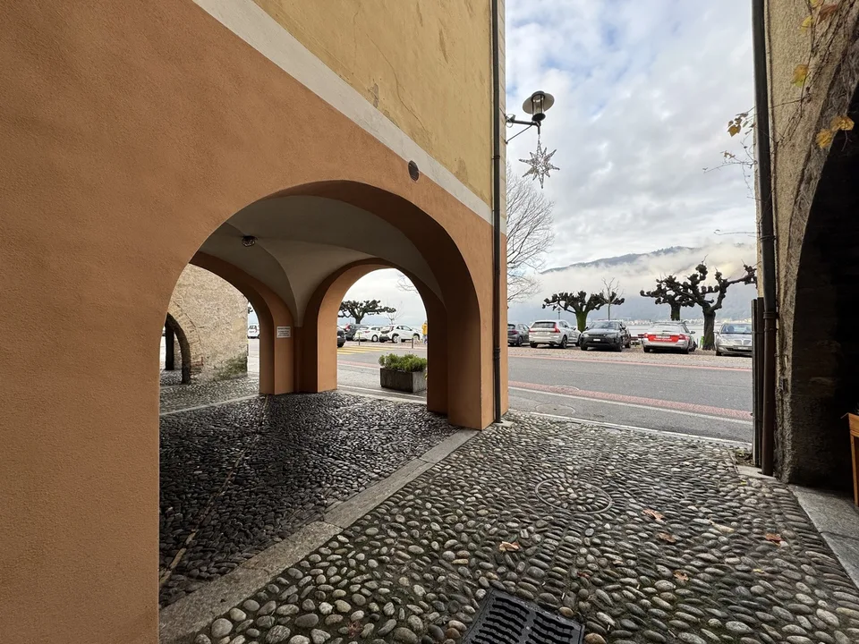 6 Zimmer Einfamilienhaus in Bissone – Foto 9 von 10