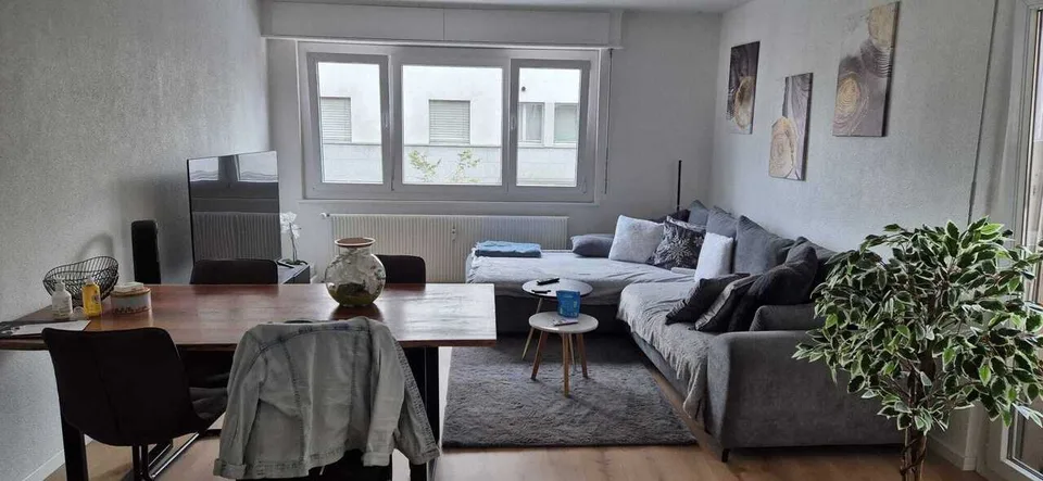 Wohnung wurde kürzlich 200m vom Bahnhof Sierre renoviert