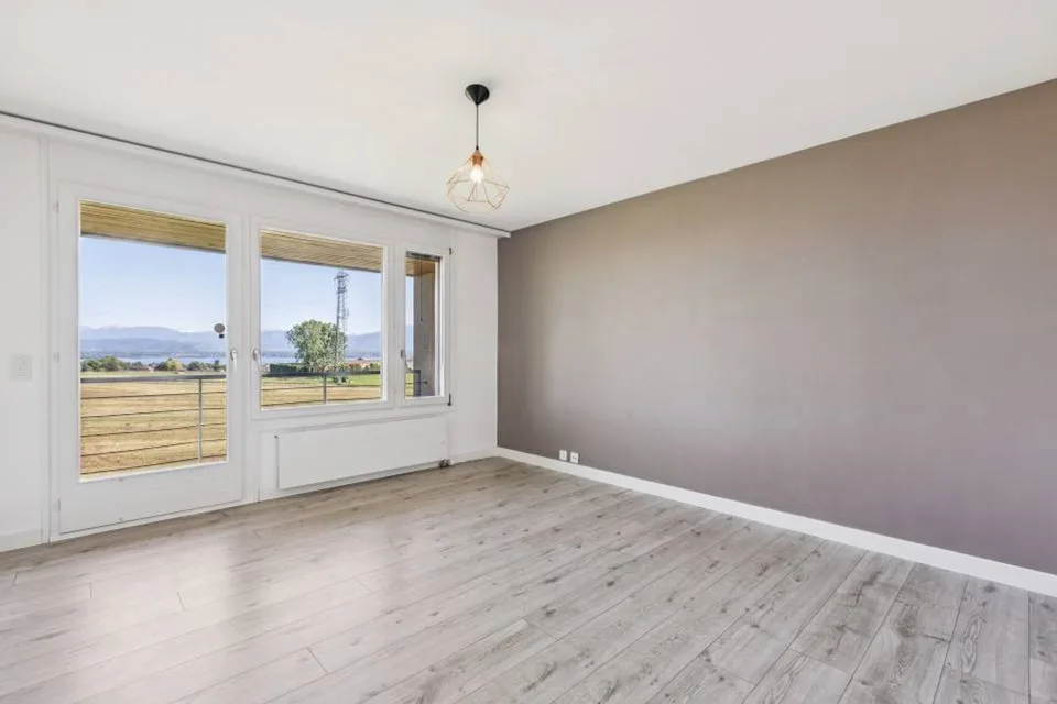 EXKLUSIVITÄT Villa von Ausnahme mit Seeblick, nur zwei Schritte von der internationalen Schule entfernt – Foto 8 von 13