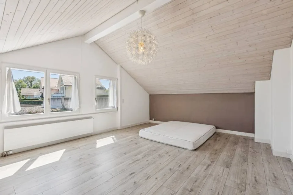 EXKLUSIVITÄT Villa von Ausnahme mit Seeblick, nur zwei Schritte von der internationalen Schule entfernt – Foto 7 von 13