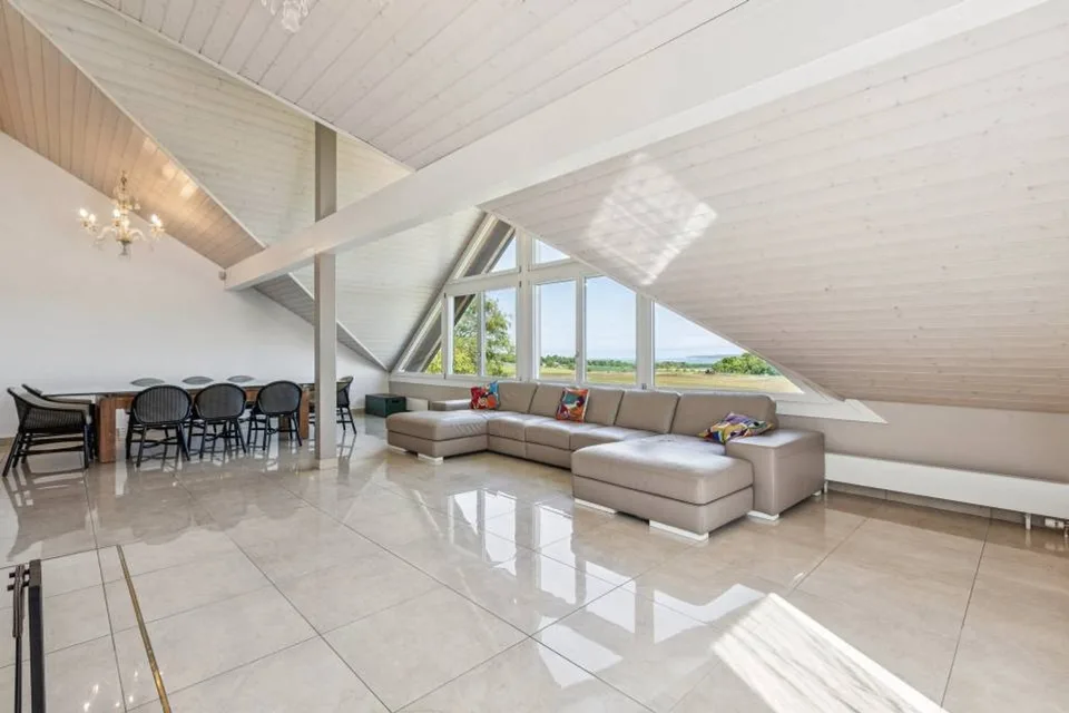 EXKLUSIVITÄT Villa von Ausnahme mit Seeblick, nur zwei Schritte von der internationalen Schule entfernt – Foto 10 von 13