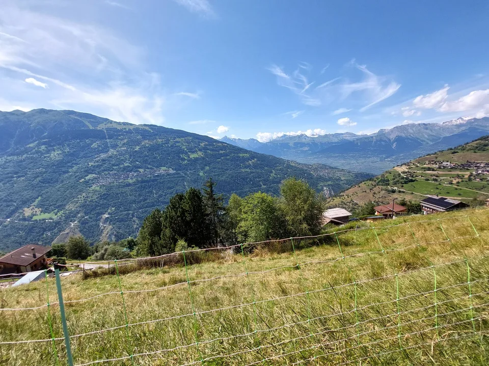 Suen (St-Martin) Terrain constructible avec vue panoramique